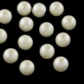 PER27 Koraliki akrylowe perłowe kulka gniecione crackle 6mm białe kremowe 30szt