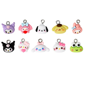 ZAW282 Zawieszki z żywicy MINI Kitty Melody Kuromi Cinnamorol mix 10szt 