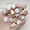 PER40 Koraliki akrylowe perłowe kamea tulipan owal 16mm białe coquette 5szt
