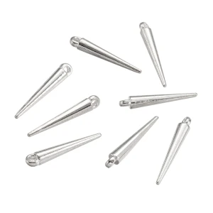 ZAW340 Zawieszki metalowe kolce kolec 21mm goth alternative punkt platynowe 10szt