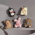 ZAW345 Zawieszki akrylowe z żywicy zwierzątka kot miś pingwin KAWAII 5szt