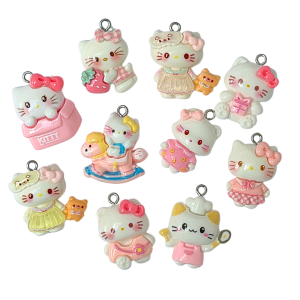 ZAW353 Zawieszki z akrylowej żywicy zwierzątka jellycat kotki Kitty i inne mix 5szt