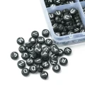 KLZ112 Koraliki literki monetki 7mm do bransoletki czarne zestaw 1200szt żyłka