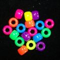 KOP153 Koraliki oponki 9mm kandi pony bead miks kolory neonowe fluo 50szt