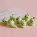 ZAW410 Zawieszki żywica jelly cat gąsienica zielona robak figurka cute 1szt