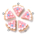 ZAW418 Zawieszki żywica ciastko cake sernik ciasto truskawki różowe 2szt