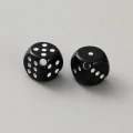 Koraliki akrylowe 10mm kostka do gry kostki kości czarne