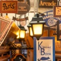 Book nook ARCADE DATING Randka pod arkadami osłona przeciwkurzowa