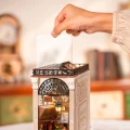 Book nook ARCADE DATING Randka pod arkadami osłona przeciwkurzowa